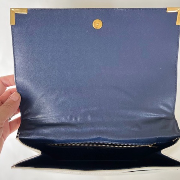 Vintage Markay Bags White leather Clutch with Gold Accents - Picture 6 of 7